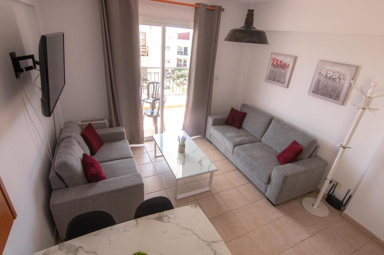 Amelia Two Bedroom Apartment - 202 Paphos Exteriör bild