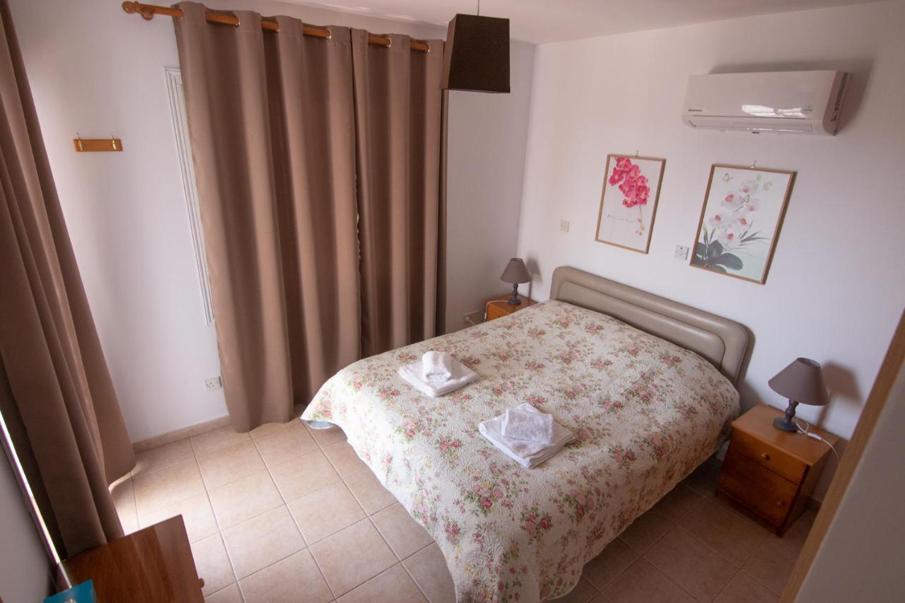 Amelia Two Bedroom Apartment - 202 Paphos Exteriör bild